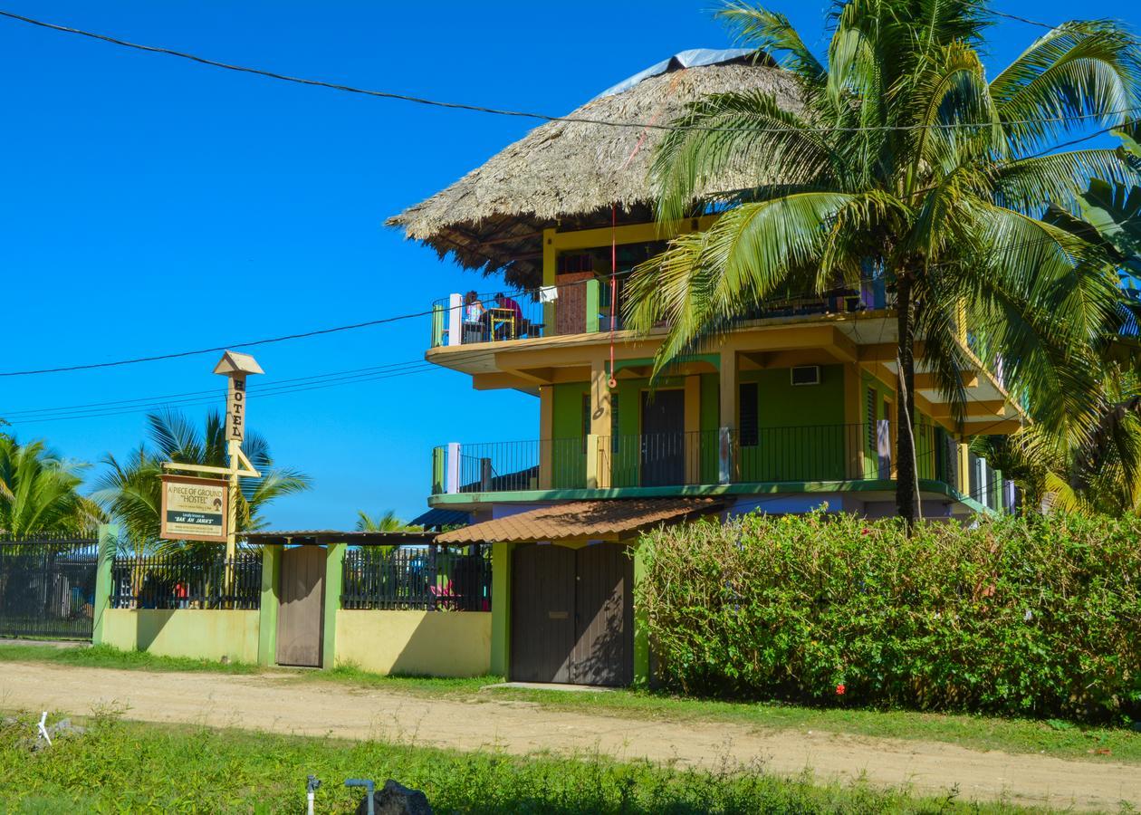 Hostel A Piece Of Ground Punta Gorda Exterior foto