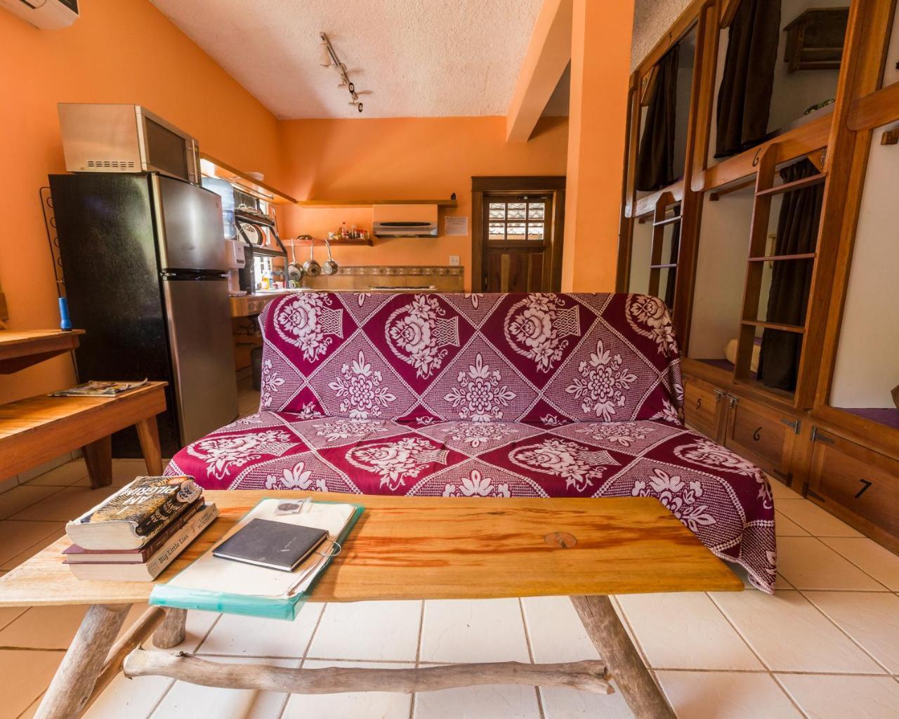 Hostel A Piece Of Ground Punta Gorda Exterior foto